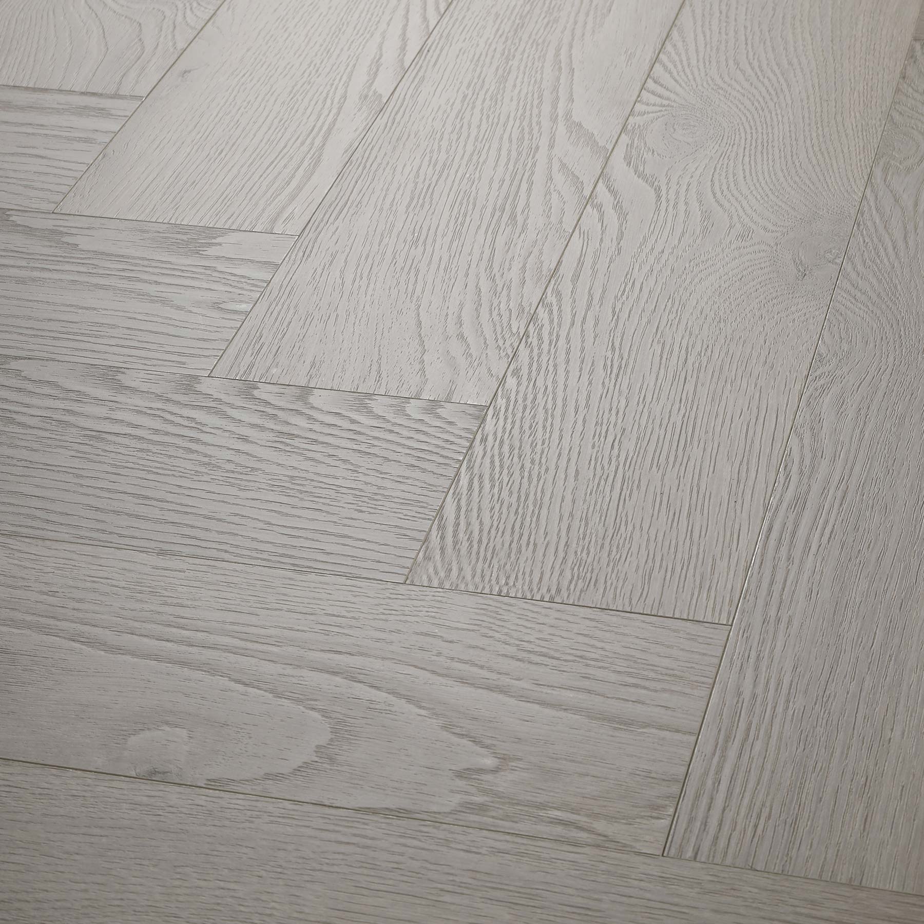 Avion Oak 10mm Herringbone - Image 4