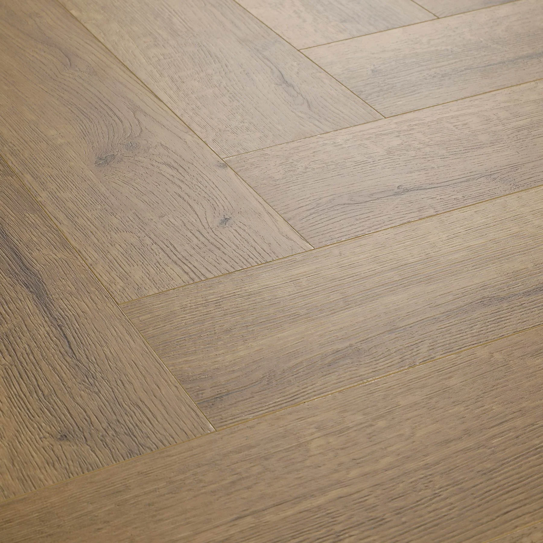 Harvest Oak 10mm Herringbone - Image 4
