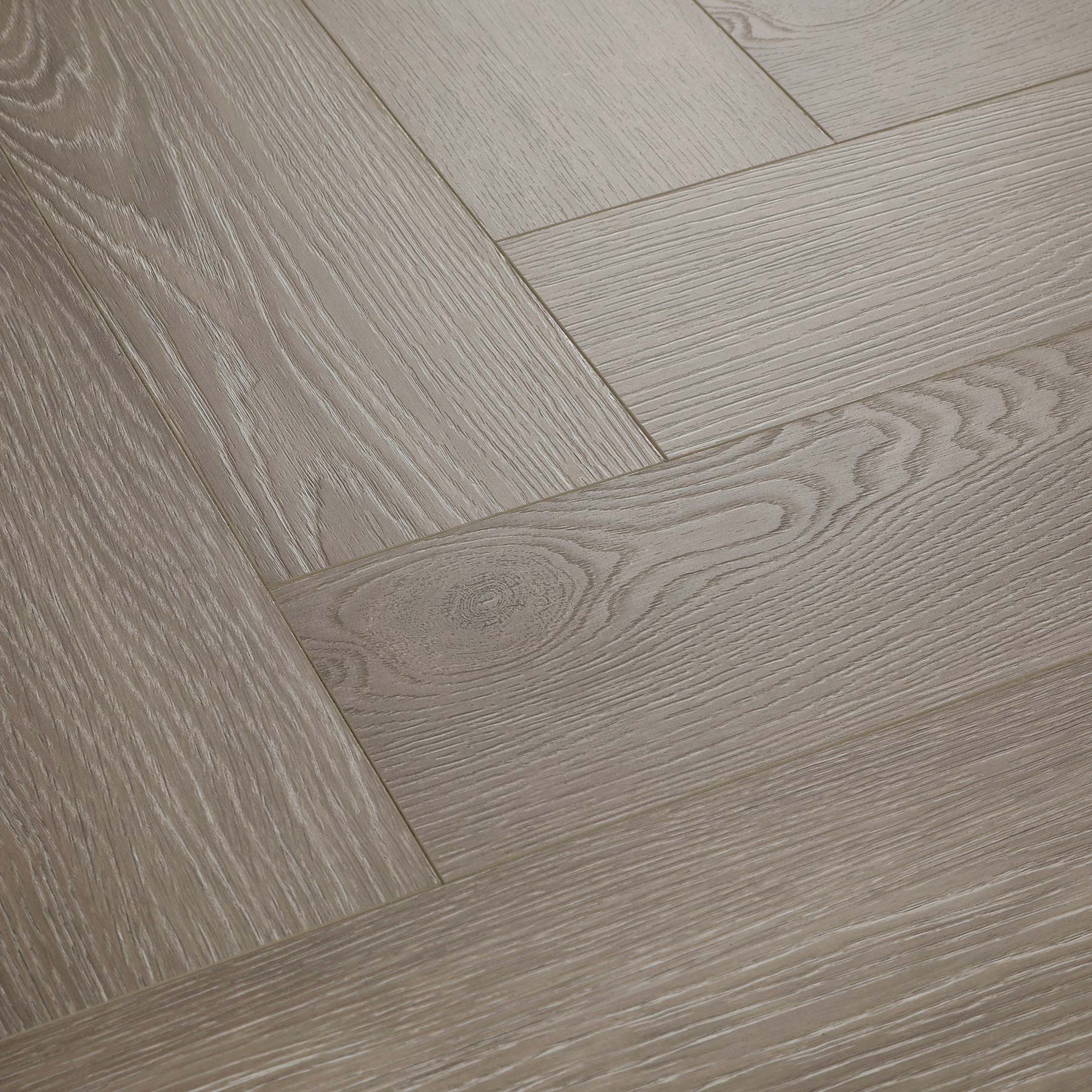London Plane 10mm Herringbone - Image 4