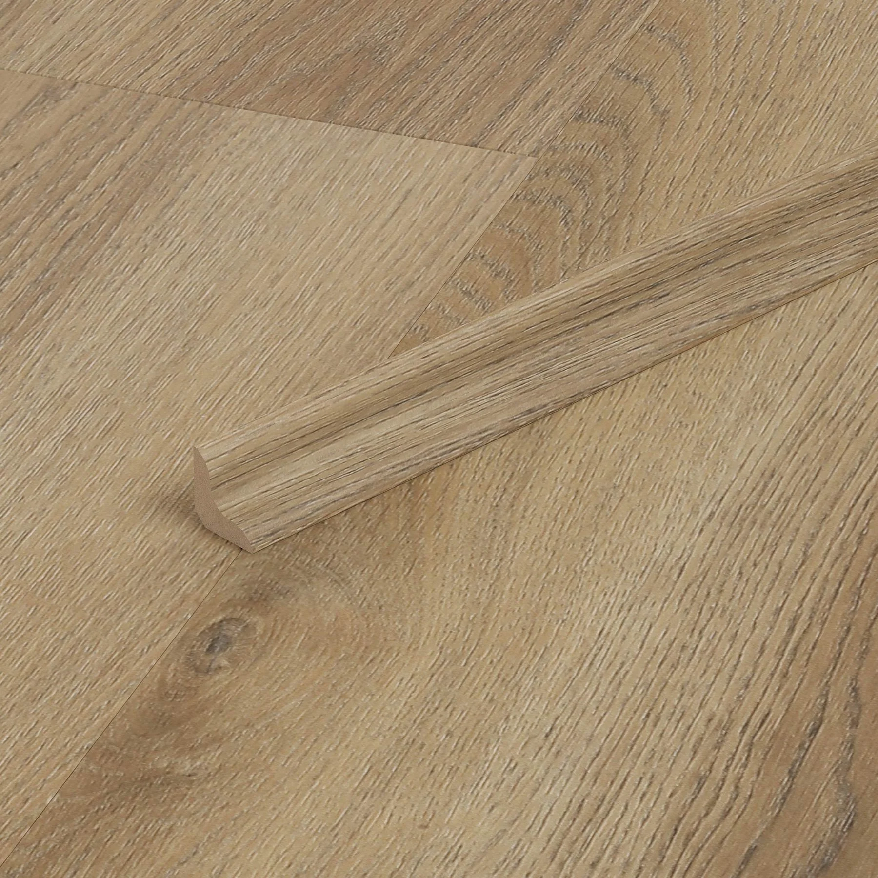 Rich Summer Oak 1.2m Scotia Bead - Image 3