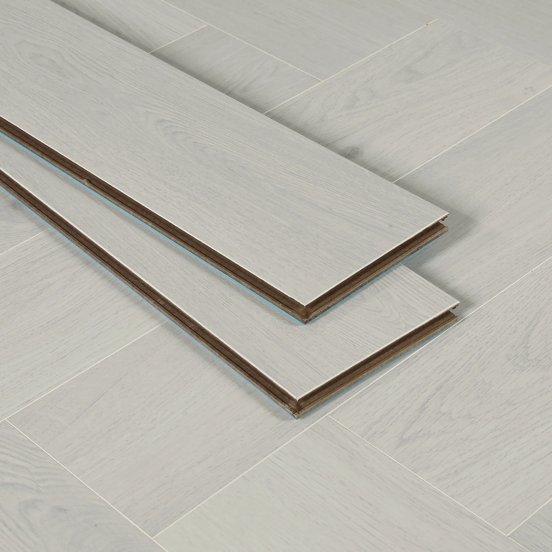 Sample: Piedra Oak 14mm Herringbone