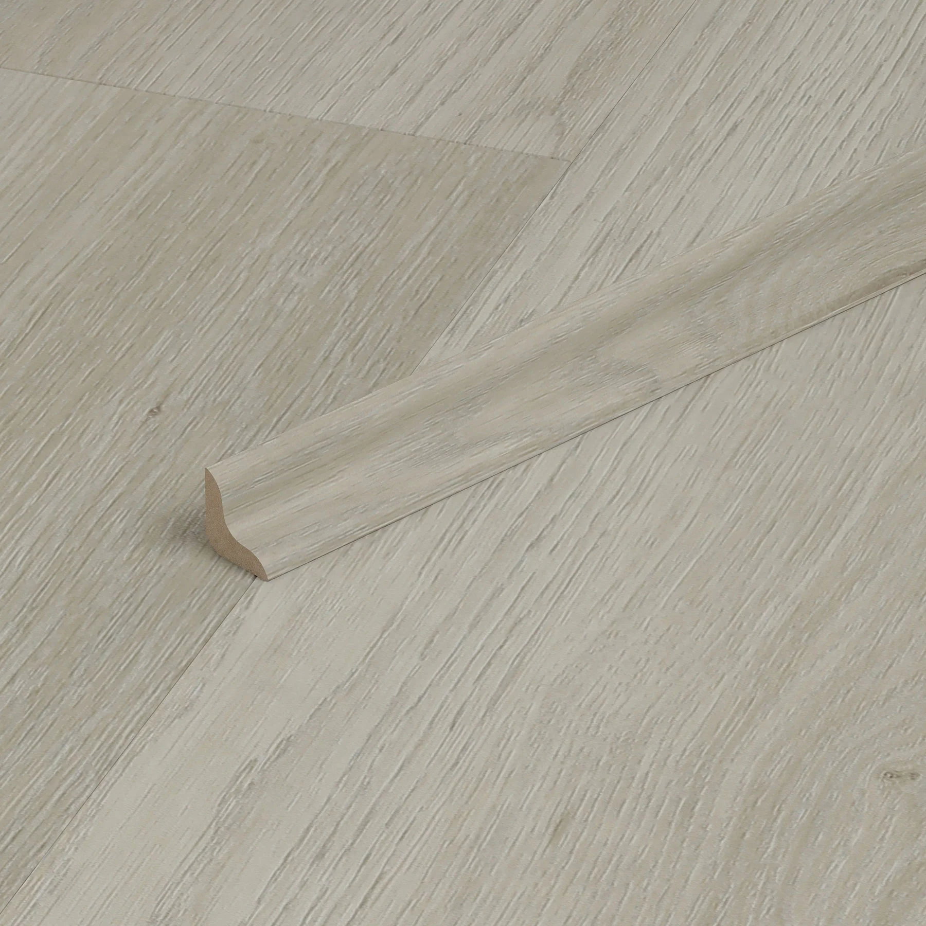 Scots Pine 1.2m Scotia Bead - Image 3